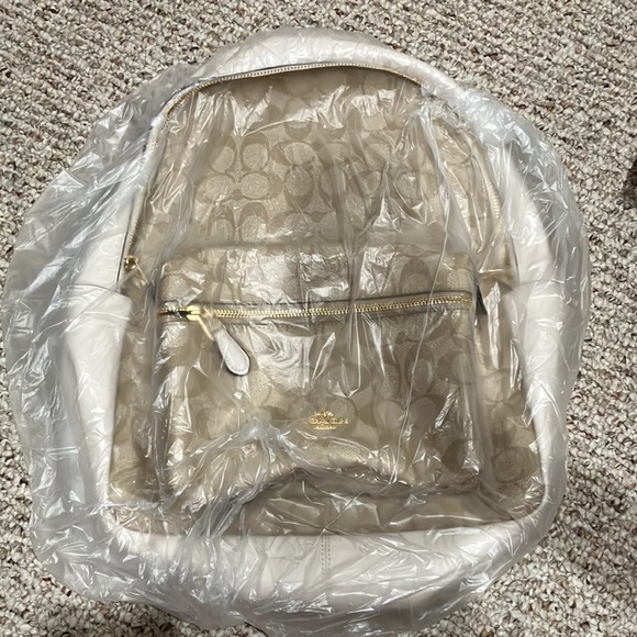 Coach Charlie Backpack In Signature Canvas F58314 - Picture 4 of 11